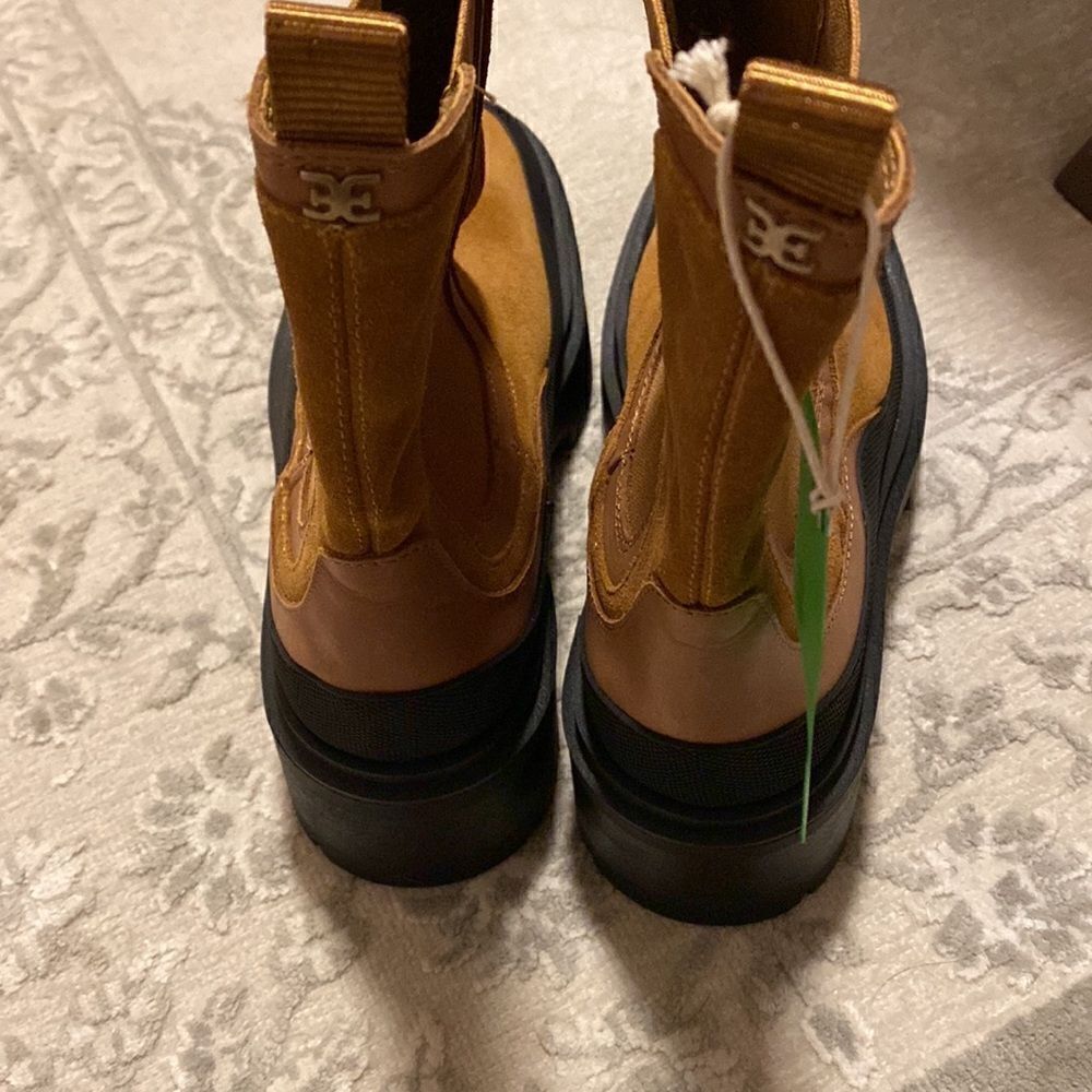 New Sam Edelman Lulia Lug Sole Boots - Picture 7 of 11